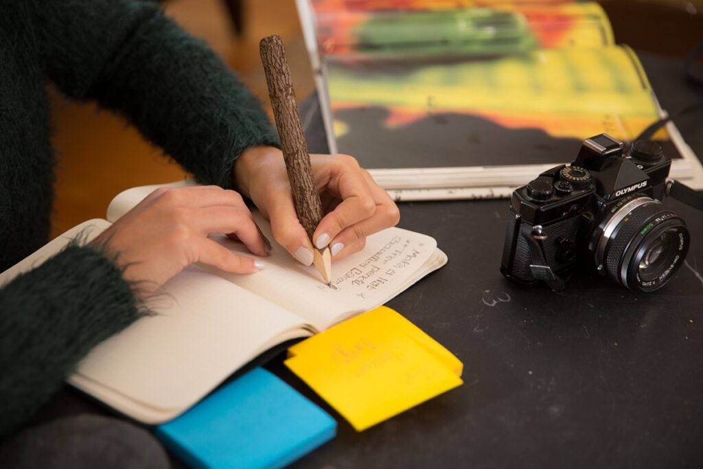 How Writers Can Think Visually to Create Better Work