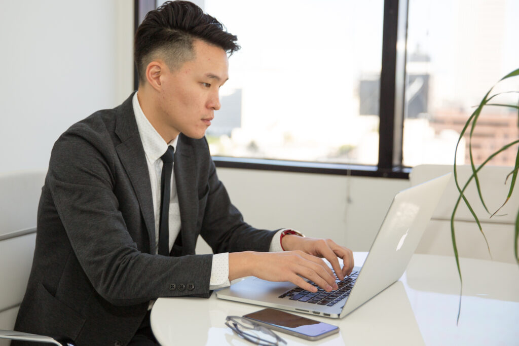 Creative Circle - How to Work Full Time but Live Like a Freelancer